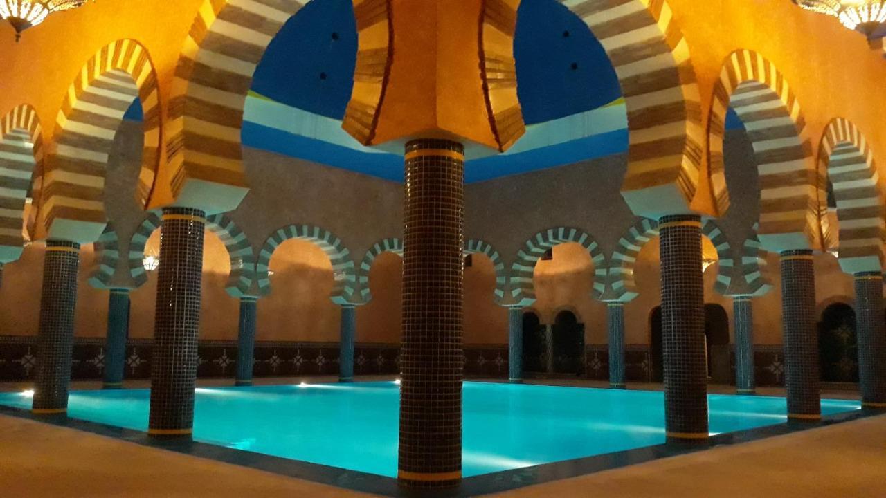 阿扎雷古堡酒店 姆哈米德 外观 照片