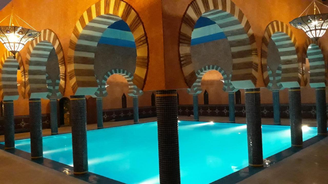 阿扎雷古堡酒店 姆哈米德 外观 照片